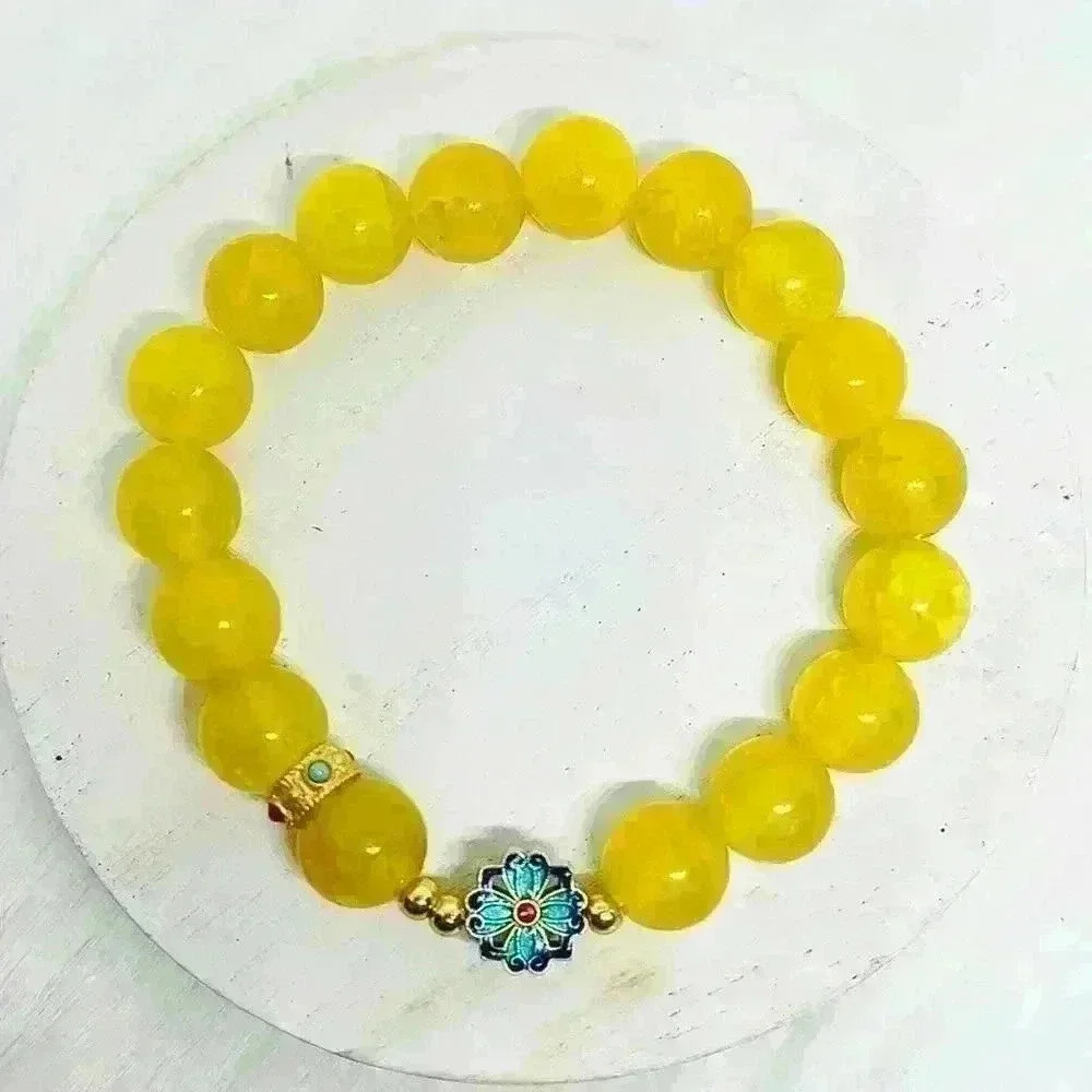 Yellow Agate Bracelet With a Blue Flower